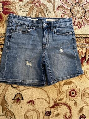 Slim Boyfriend Shorts